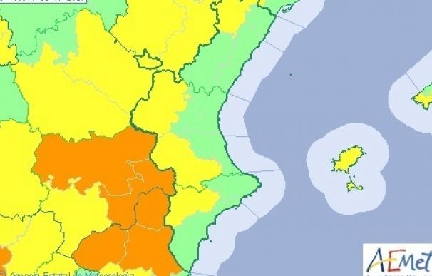 Valencia y Alicante están en aviso amarillo por calor mientras el interior de Castellón sigue con riesgo de tormentas