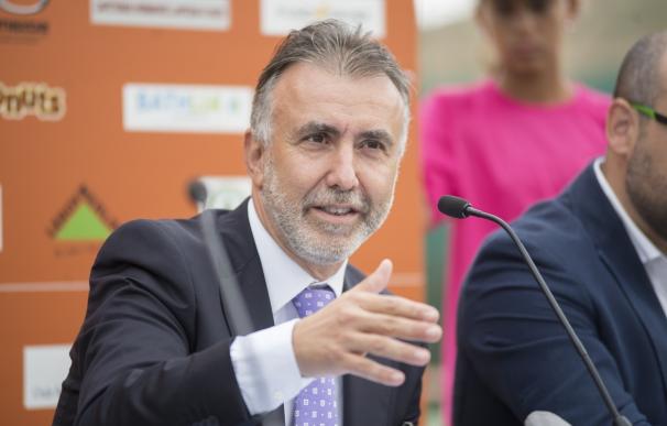 Ángel Víctor Torres lidera los avales definitivos con 245 apoyos más que Hernández y 903 más que López Aguilar