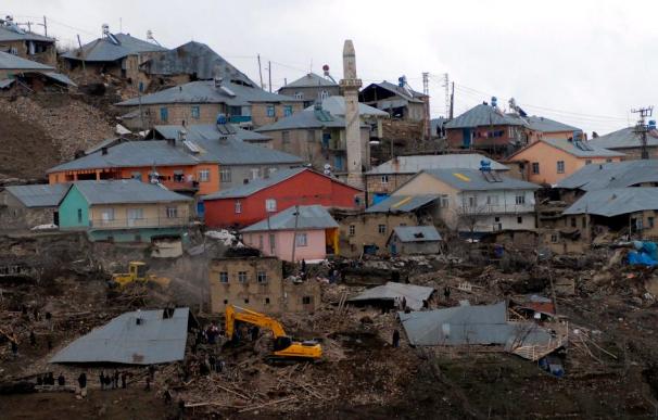 Las autoridades turcas corrigen a la baja de 51 a 41 el número de muertos por el terremoto