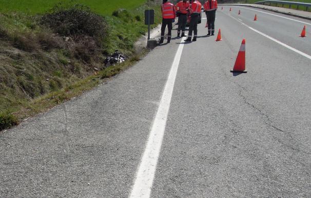 Un motorista de 26 años muere en un accidente en Ardanaz (Egüés) en el que resultado herido leve un ciclista de 62