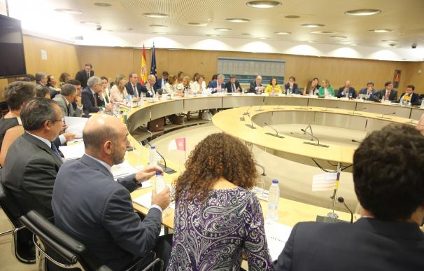 Aprobados los nuevos objetivos de déficit autonómico, con el rechazo de seis comunidades socialistas y Cantabria