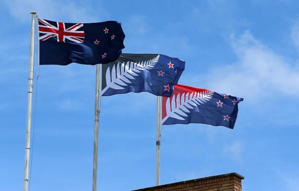 Los neozelandeses votan en contra de una nueva bandera