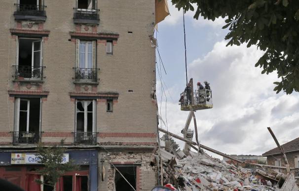 Se eleva a 4 el número de fallecidos en el derrumbe de un edificio en Francia