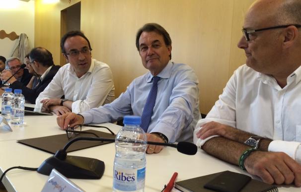 El consejero catalán de Territorio afirma que en CDC caben "perfectamente" los que votarían 'no' en un referéndum
