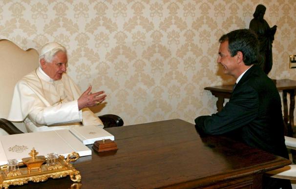 El Papa y Zapatero hablaron de la ley de libertad religiosa y del viaje a España