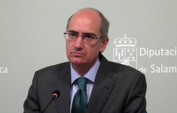 Iglesias niega que haya "un militante que haya querido participar y no haya podido" en los congresos del PP de Salamanca