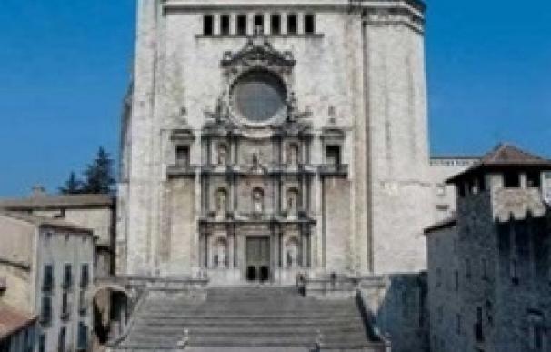 El cardenal Amato beatificará en Girona a tres hermanas mártires este sábado