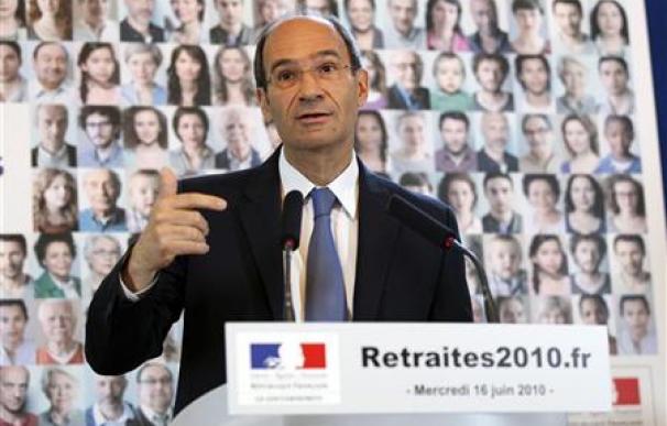 Francia elevará la edad de jubilación de 60 a 62 años