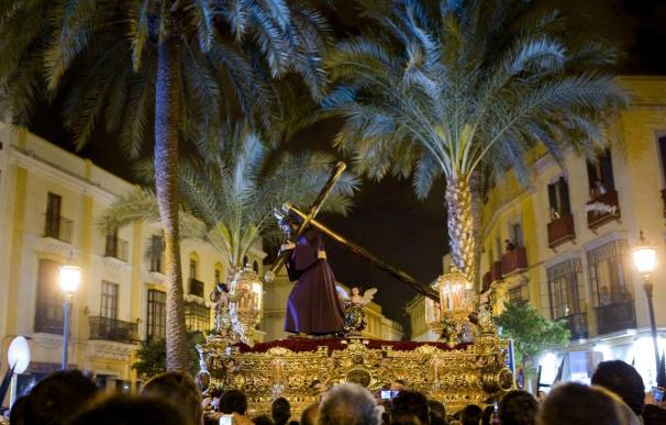 Detenido tras arrancar un brazo a la imagen del Gran Poder en Sevilla