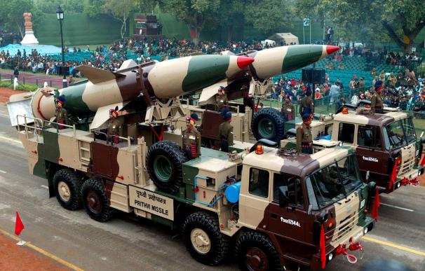 La India prueba con éxito su misil BrahMos desde una plataforma vertical