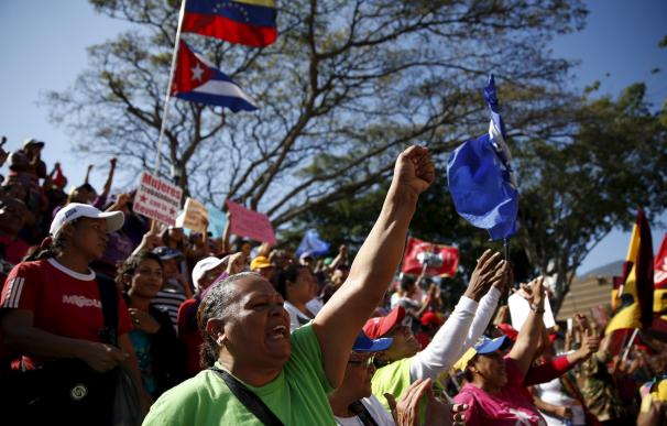 'Chavistas' y opositores confluirán este sábado en Caracas en dos grandes marchas