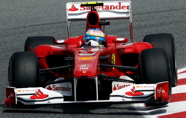 Los Red Bull de Webber y Vettel en primera fila, Hamilton y Alonso en segunda