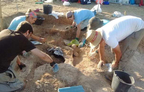 La Campaña Arqueológica de Los Monegros halla un asentamiento de hace 3.000 años en un yacimiento de Sena