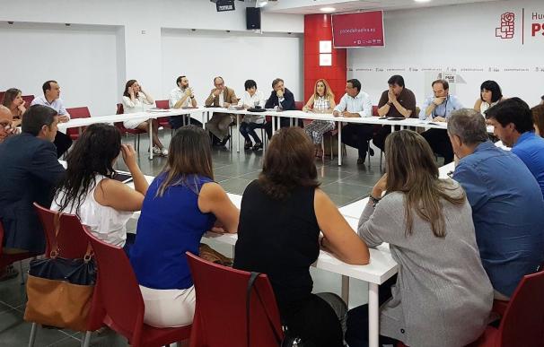 Caraballo se reúne con el PSOE de la capital para organizar la estrategia ante el proceso congresual