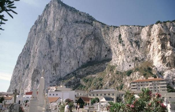 Gibraltar logra el compromiso de Londres para consultar cualquier futuro acuerdo de libre comercio