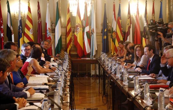 Martínez Arregui ve las Conferencias de Presidentes como "instrumento altamente eficaz" para "mejorar el modelo de país"