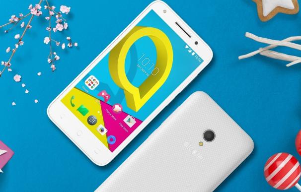 Alcatel lanza el U5 4G, un smartphone de gama media con 'modo sencillo' para usuarios primerizos