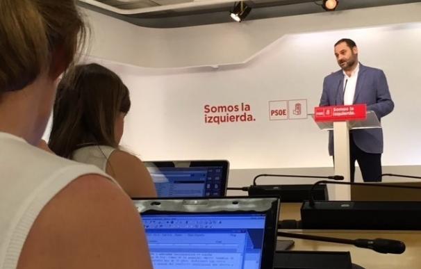 El PSOE dice que Podemos no es su "socio prioritario" sino que tratarán en su reunión "temas prioritarios"