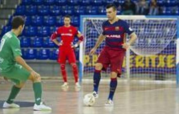 Sergio Lozano vuelve para el 'play-off' ante Eslovenia