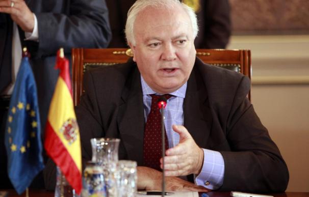 Moratinos recuerda que Bruselas está contra el veto de Portugal a la venta de Vivo
