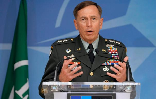 Petraeus quiere reducir las víctimas civiles en Afganistán al mínimo absoluto