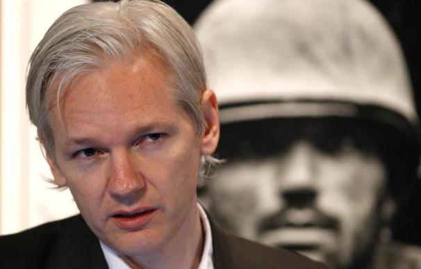 El fundador de 'Wikileaks' habla de posibles "crímenes de guerra"