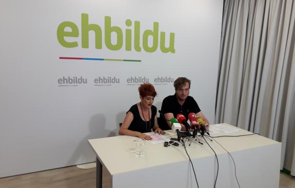 EH Bildu acusa a Ayerdi de "aprovechar el verano" para avanzar en el TAV y "negar el debate"