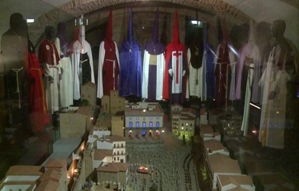 El Centro de Divulgación de Semana Santa pretende que sus visitantes "sientan" como la viven los cacereños