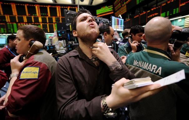 Wall Street cierra con una bajada del 0,02 por ciento en el Dow Jones de Industriales