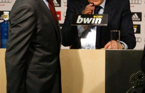 Valdano destaca que Mourinho representa el liderazgo fuerte que necesita el club