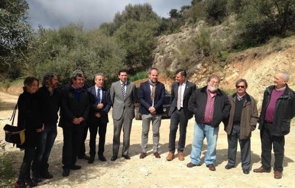 La Junta mejorará los accesos y equipamientos de la Cueva del Ángel de Lucena