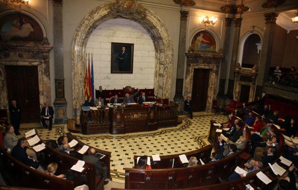 El Ayuntamiento de Valencia revisará el sueldo de los ediles del PP si no entregan el acta y pasan a ser no adscritos