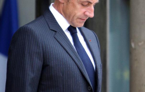 Sarkozy responderá en televisión sobre el caso Bettencourt y las pensiones