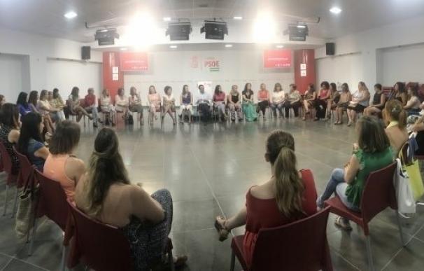 Caraballo subraya el liderazgo de las mujeres y les pide complicidad para que el PSOE "siga siendo el referente"