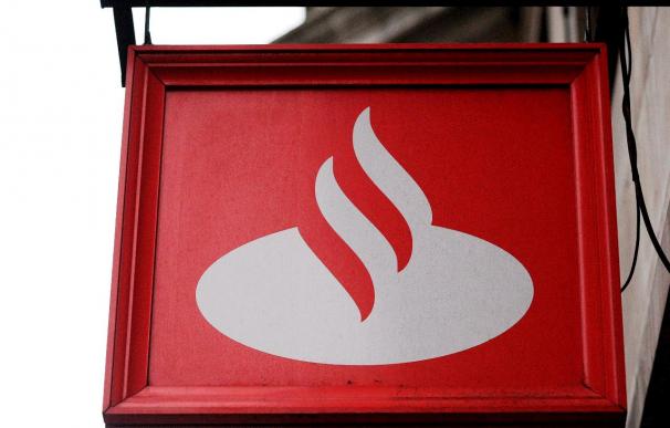 Supremo rechaza que la Audiencia Nacional tramite la querella contra el fondo del Santander