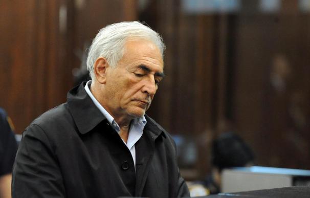 Strauss-Kahn podría obtener mañana la libertad bajo fianza, según la CNN