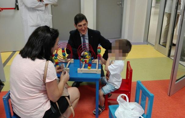 El nuevo policlínico infantil de La Arrixaca cuenta con 58 consultas y 16 salas de recepción