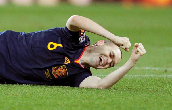 La prensa salvadoreña dice que el gol de Iniesta "mete a España en la historia"