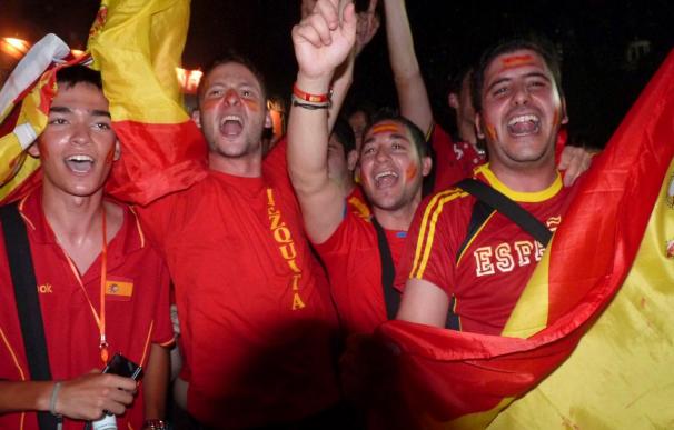 La comunidad española en Nueva York celebra el campeonato mundial de la Roja