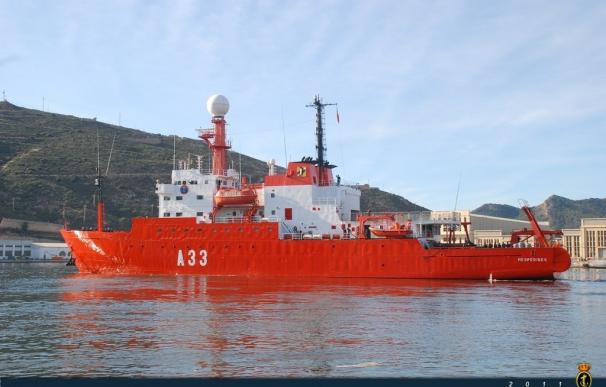 El Museo Marítimo de Cantabria acoge una exposición sobre los estudios del buque Hespérides en la Antártida
