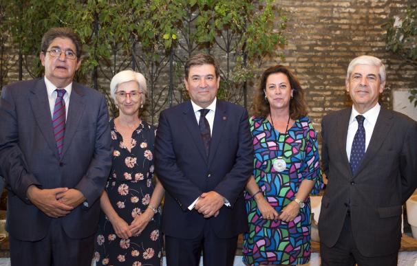 La Audiencia Provincial de Sevilla homenajea al director general de la Guardia Civil