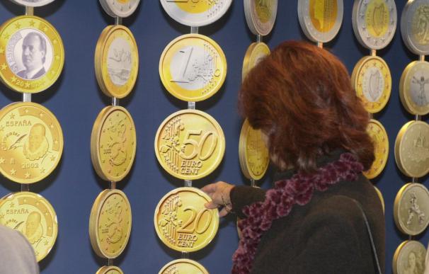 Las reservas en divisas del Eurosistema bajan hasta 191.200 millones euros