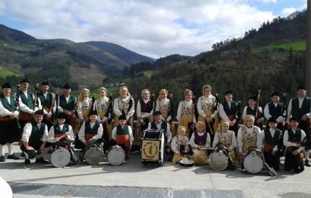 La banda de gaitas El Penedón, de Castropol, representa a Asturias en el Desfile de San Patricio de Nueva York
