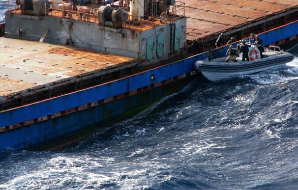 Una fragata española evita el secuestro de un barco norcoreano en el Índico