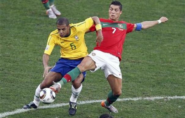 Brasil y Portugal empatan 0-0 al final del primer tiempo