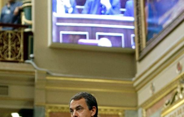 Zapatero preservará "al máximo" las partidas en investigación, desarrollo e innovación y educación