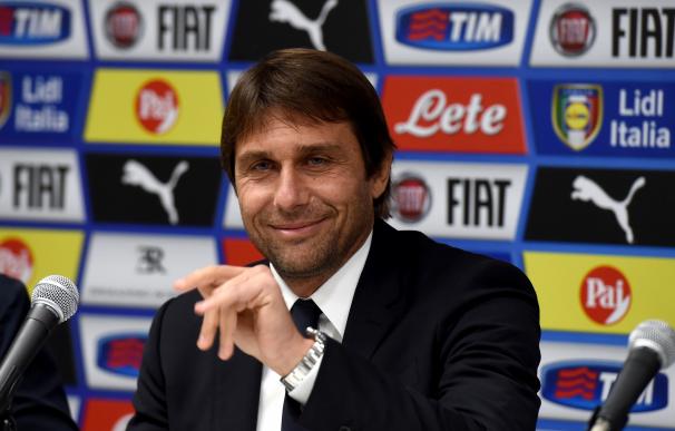 Antonio Conte será el nuevo entrenador del Chelsea