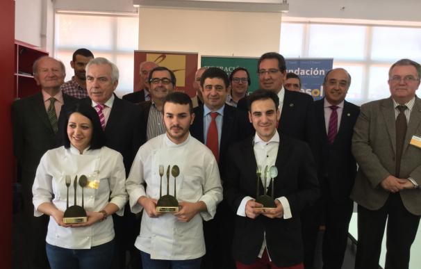 Daniel León gana el II Concurso de Jóvenes Cocineros de Fecoan, celebrado en la capital