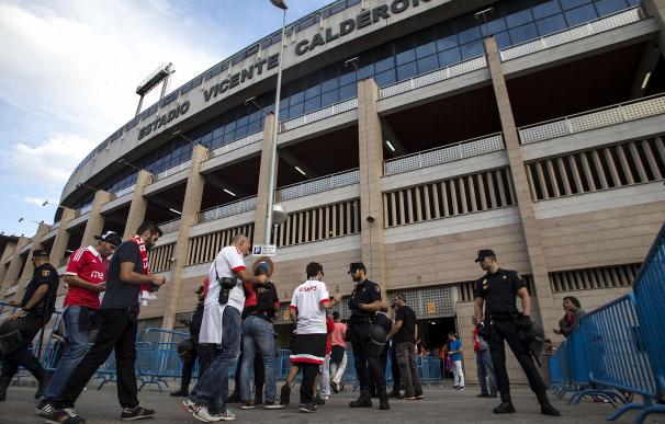 El Atlético de Madrid, obligado por la UEFA a vestir la segunda equipación en el Calderón