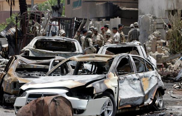 Un atentado suicida contra la sede de la televisión Al Arabiya en Bagdad causa seis muertos
